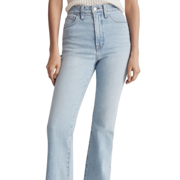 Madewell The Perfrct Vintage Flare jeans in Tarlow Wash - Picture 2 of 13